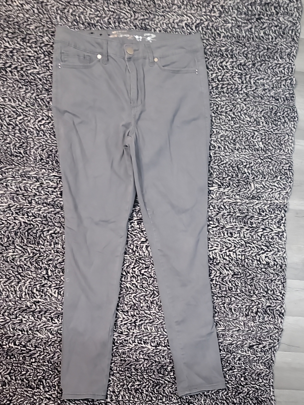 Seven7 Women's Skinny Pants in Gray